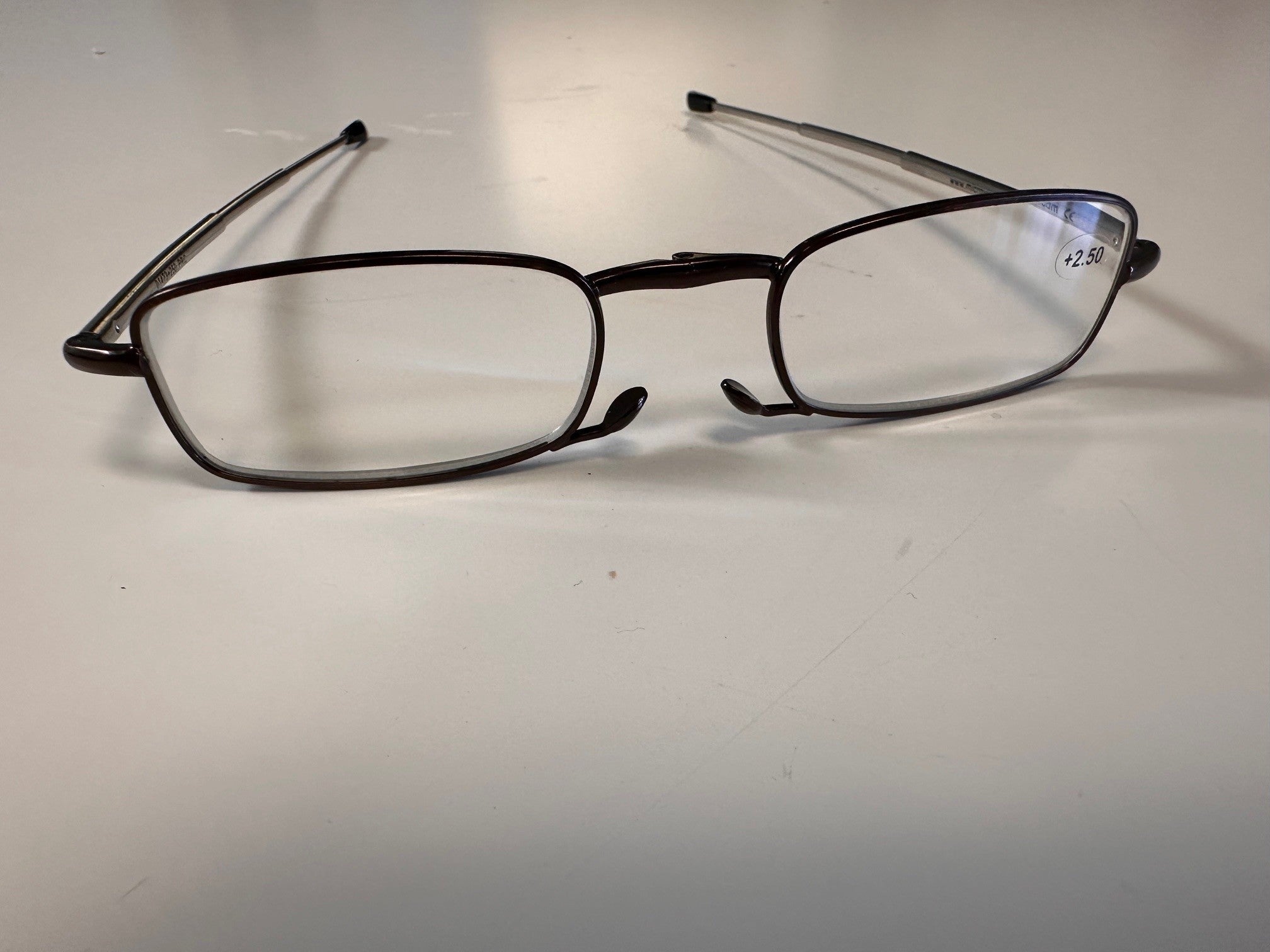 Executive Folding Pocket Eyeglasses Rectangle (Rimmed)