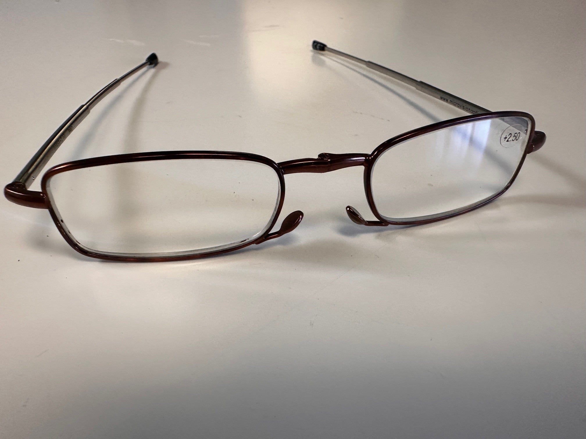 Executive Folding Pocket Eyeglasses Rectangle (Rimmed)